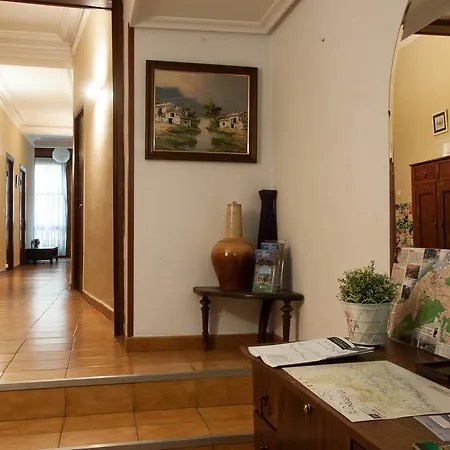 伊比利亚旅馆 招待所 *