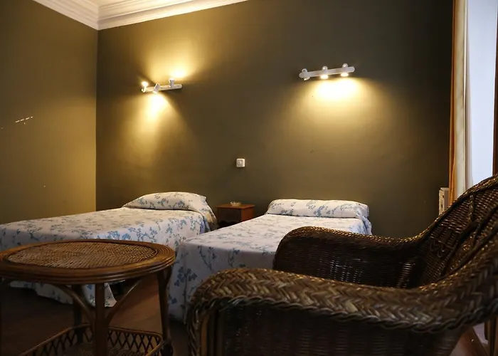 Iberia Pensión Llanes