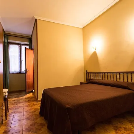 ゲストハウス Iberia