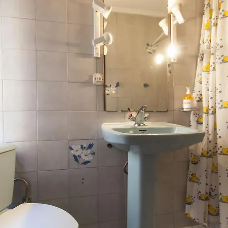 Iberia ゲストハウス